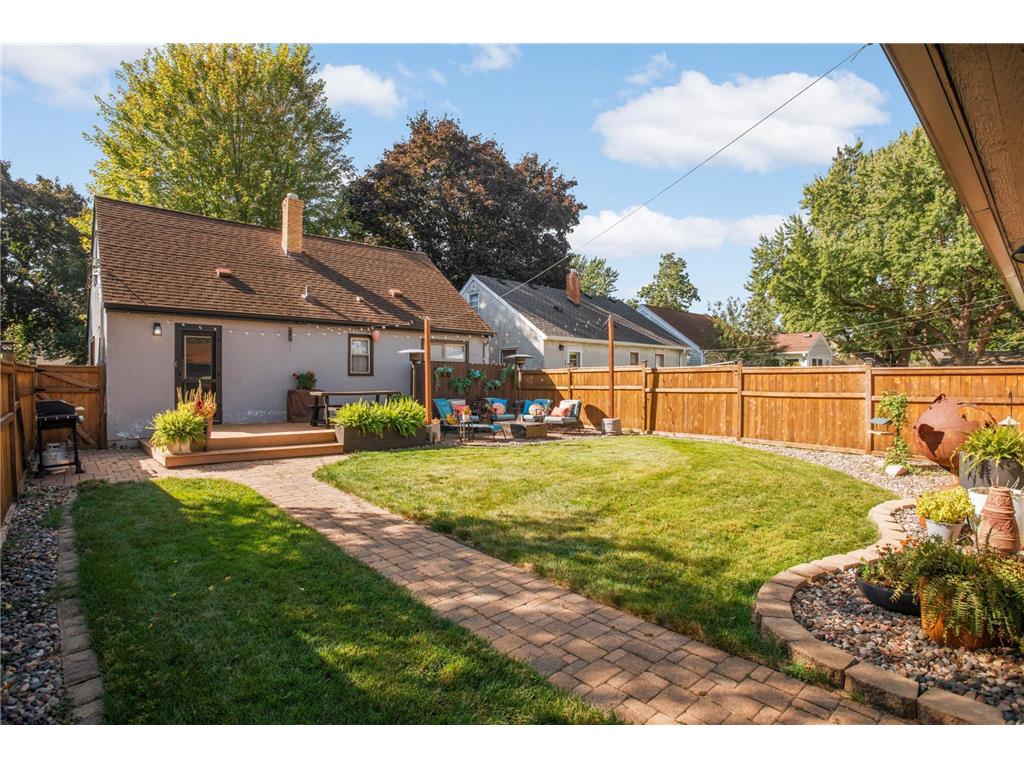 2027 Thure Avenue Saint Paul MN 55116 6784948 image27