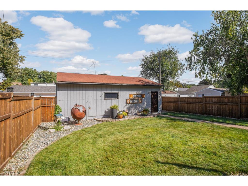 2027 Thure Avenue Saint Paul MN 55116 6784948 image28