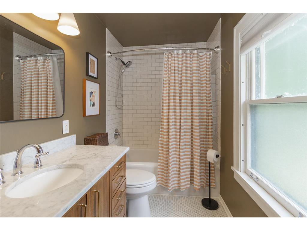 2028 Princeton Avenue Saint Paul MN 55105 7067082 image27