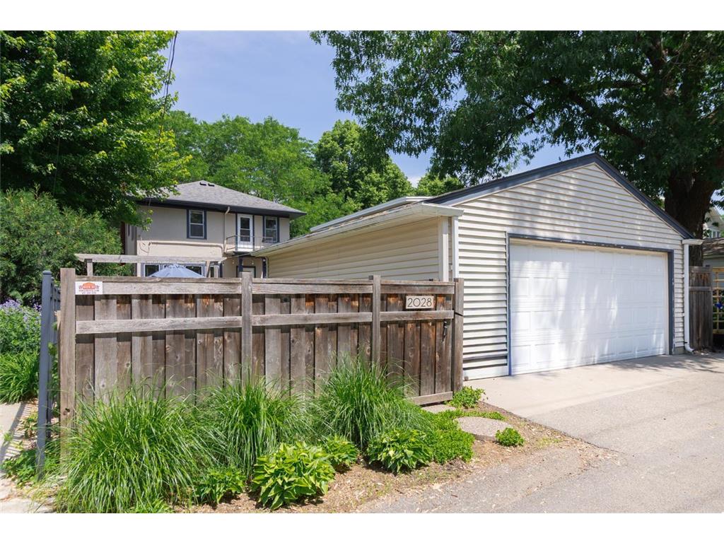 2028 Princeton Avenue Saint Paul MN 55105 7067082 image35