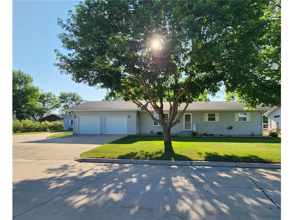 203 12th Avenue NW Pipestone MN 56164 6385988 image1