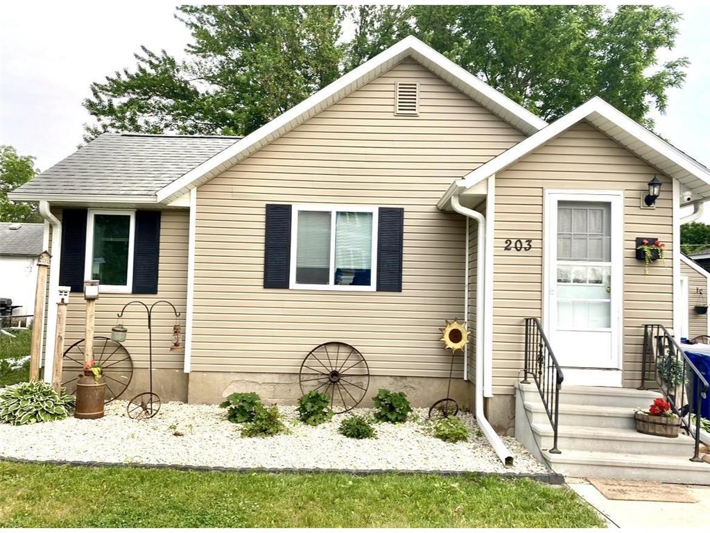 203 1st Street NW Dodge Center MN 55927 6804428 image1