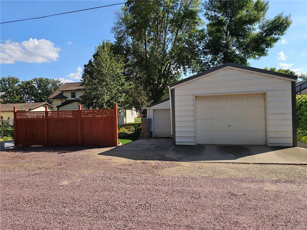 203 3rd Avenue E Lamberton MN 56152 6790033 image41