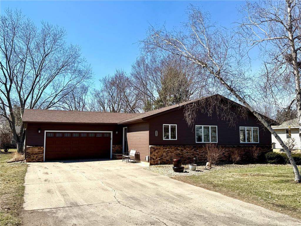 203 3rd Street SW Medford MN 55049 7046319 image2