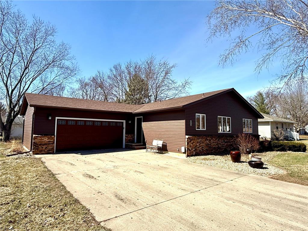 203 3rd Street SW Medford MN 55049 7046319 image3