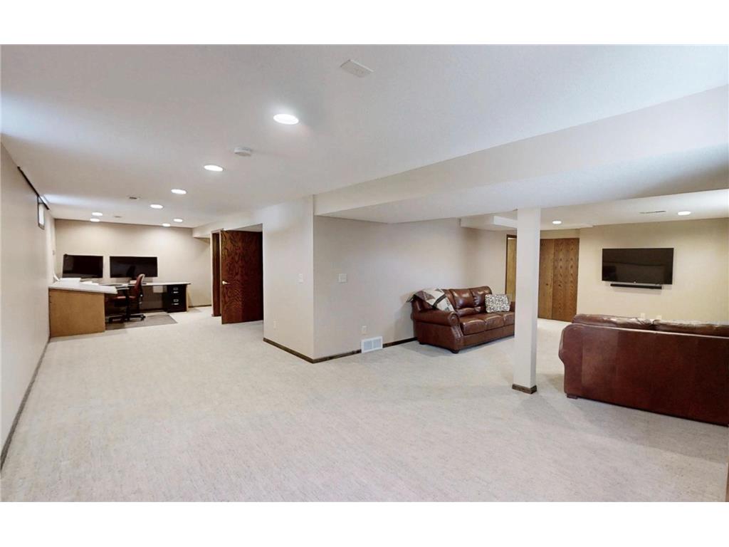 203 3rd Street SW Medford MN 55049 7046319 image32