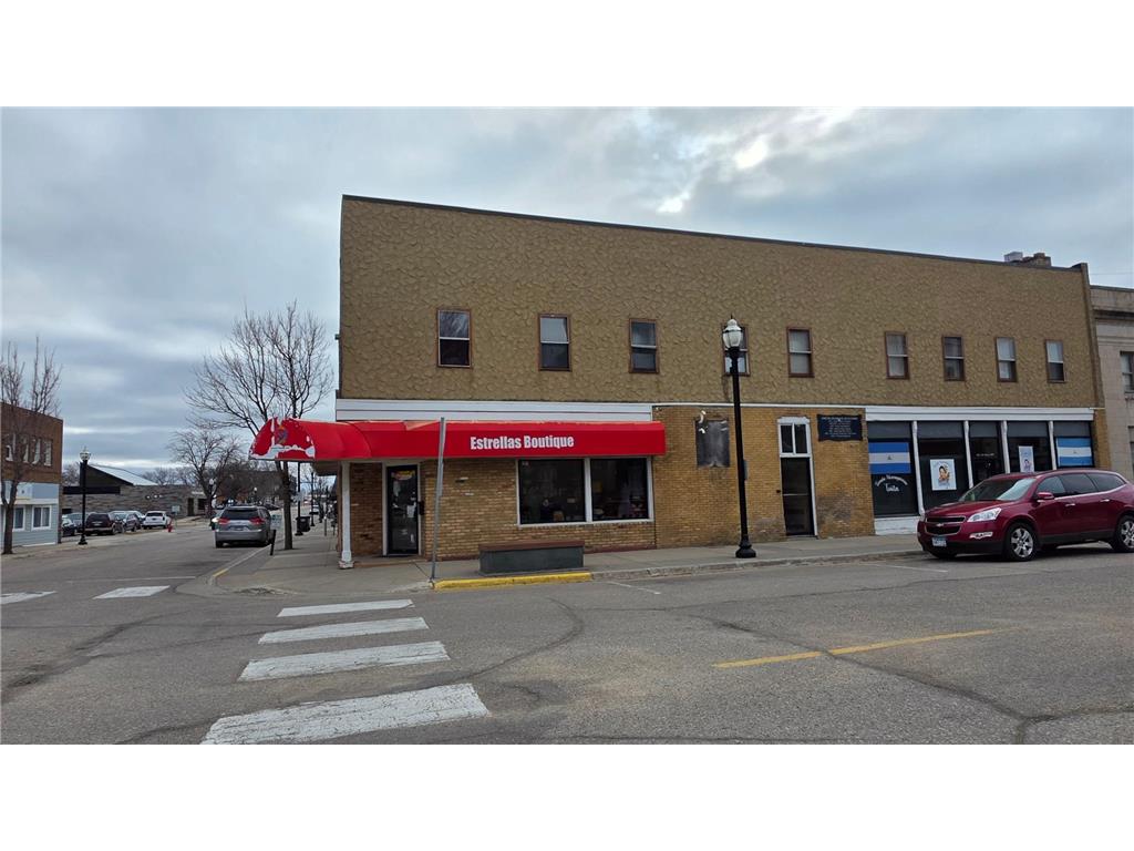 203 5th Street SW Willmar MN 56201 7052309 image2