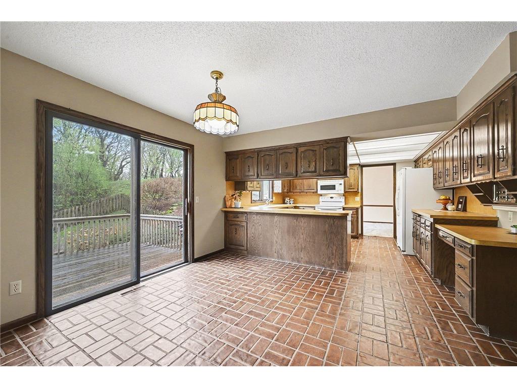 203 Belmont Court Apple Valley MN 55124 7054425 image16