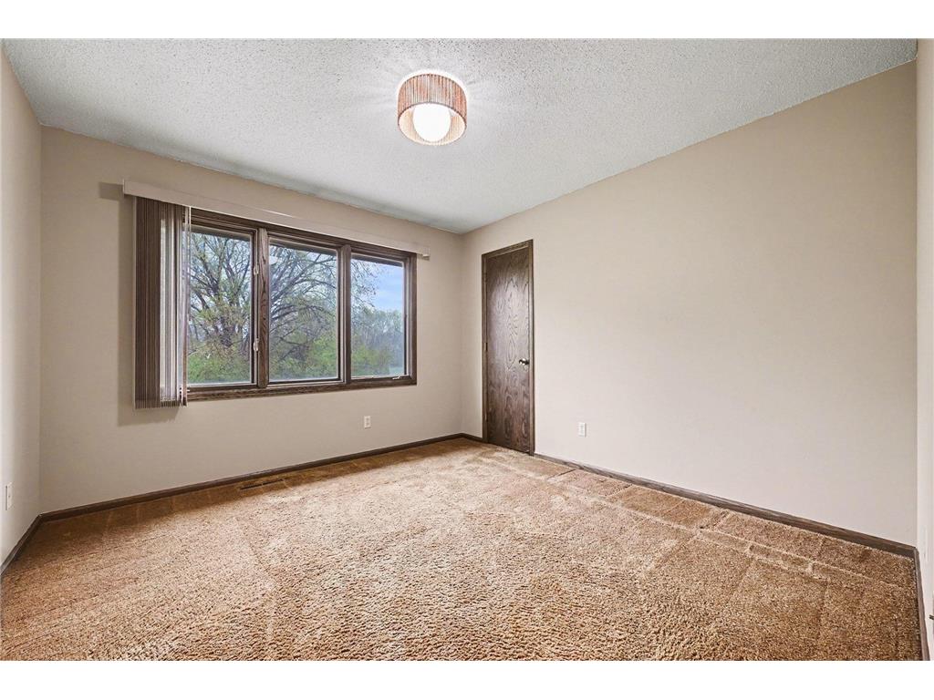 203 Belmont Court Apple Valley MN 55124 7054425 image23