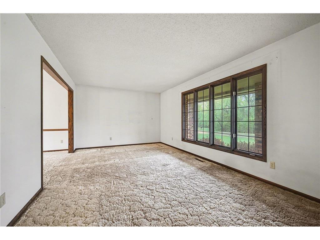 203 Belmont Court Apple Valley MN 55124 7054425 image6