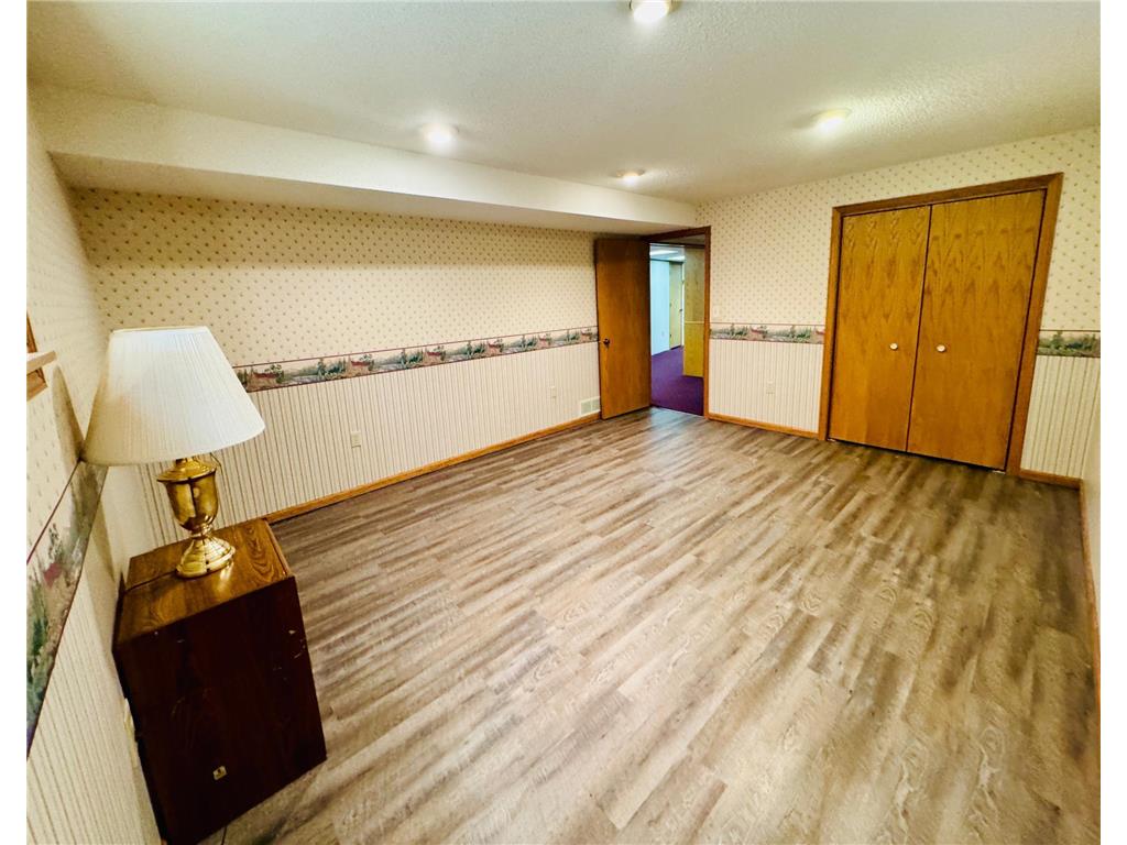 203 CO HWY 10, Vesta, MN, 56292 MLS 6493622 Edina Realty