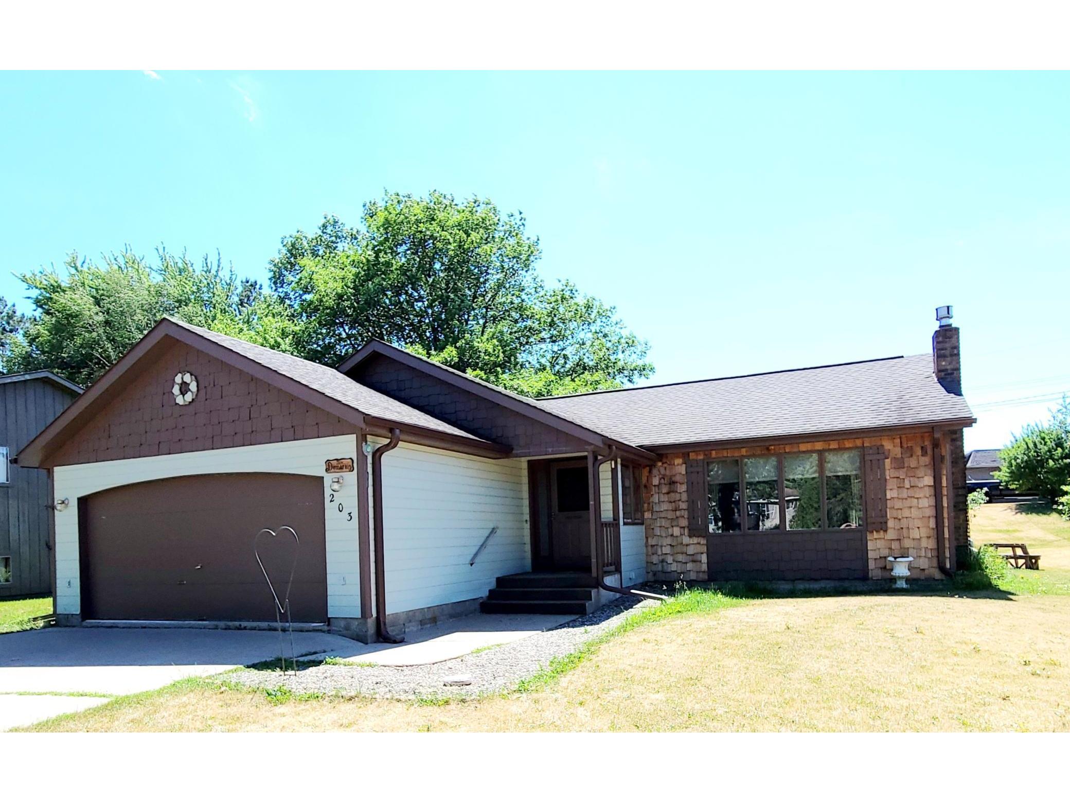 203 Congdon Street, Coleraine, MN 55722 MLS 6007881 Edina Realty