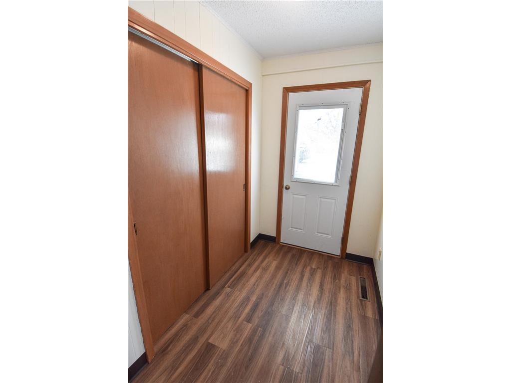 203 E Fletcher Avenue Warren MN 56762 7061881 image10