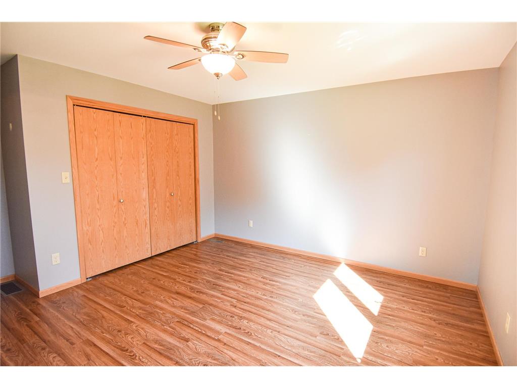 203 E Fletcher Avenue Warren MN 56762 7061881 image36