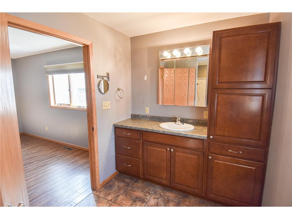 203 E Fletcher Avenue Warren MN 56762 7061881 image42