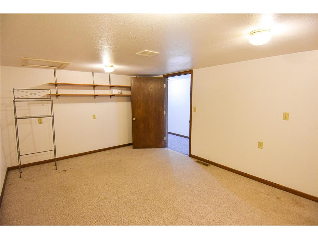 203 E Fletcher Avenue Warren MN 56762 7061881 image45