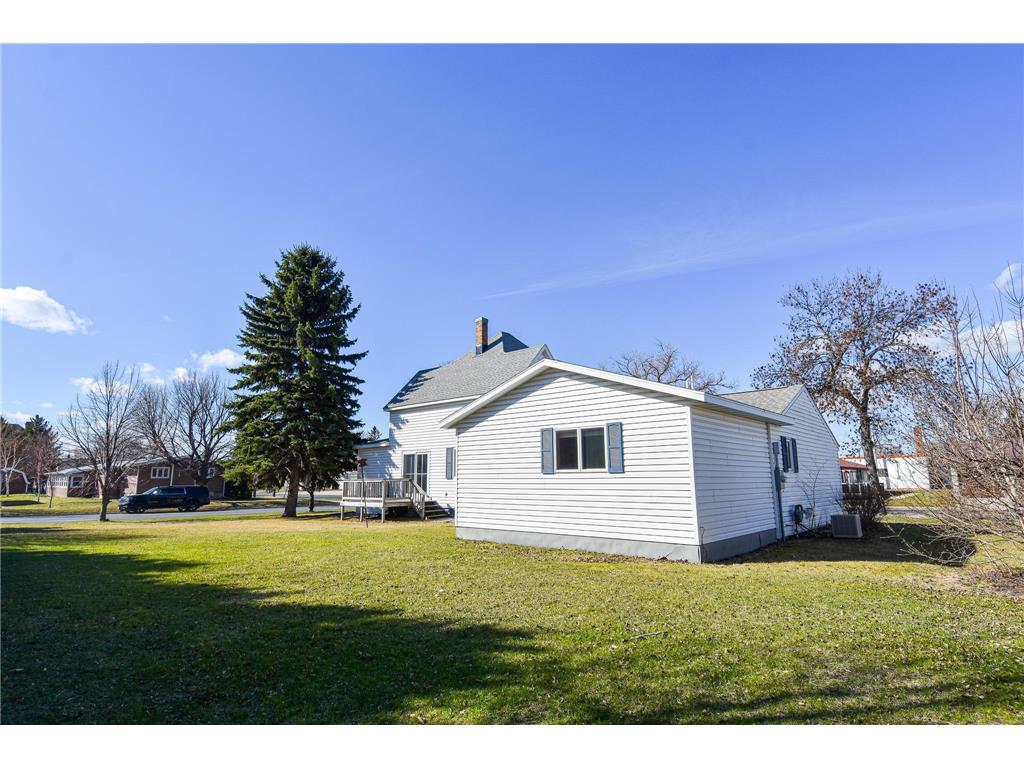 203 E Fletcher Avenue Warren MN 56762 7061881 image7