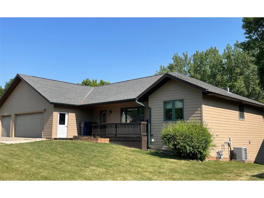 203 E Hillside Avenue Fergus Falls MN 56537 6318591 image1