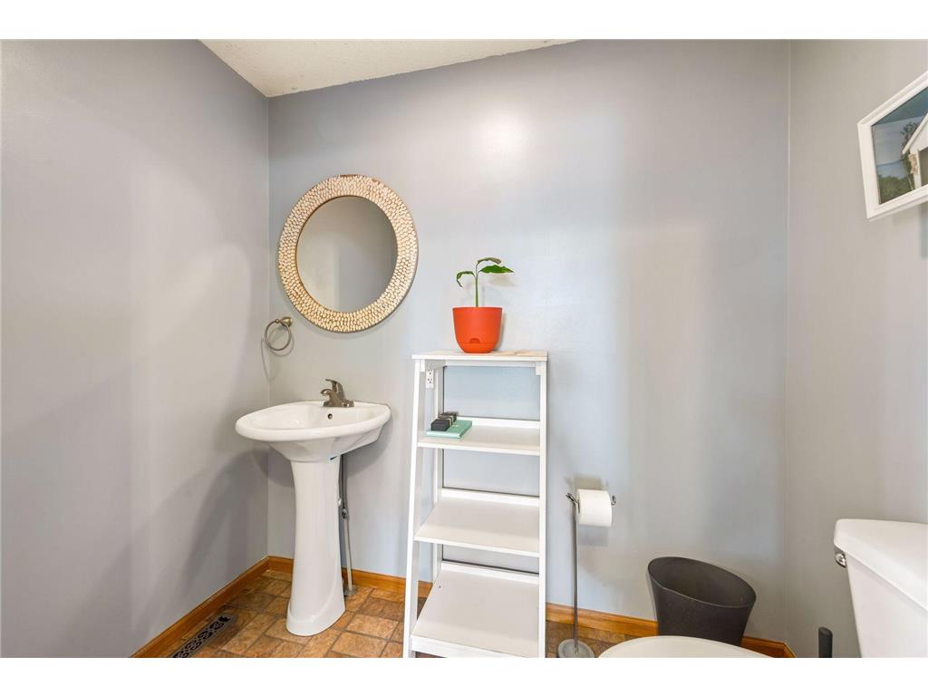 203 John Avenue N Cologne MN 55322 7072420 image14