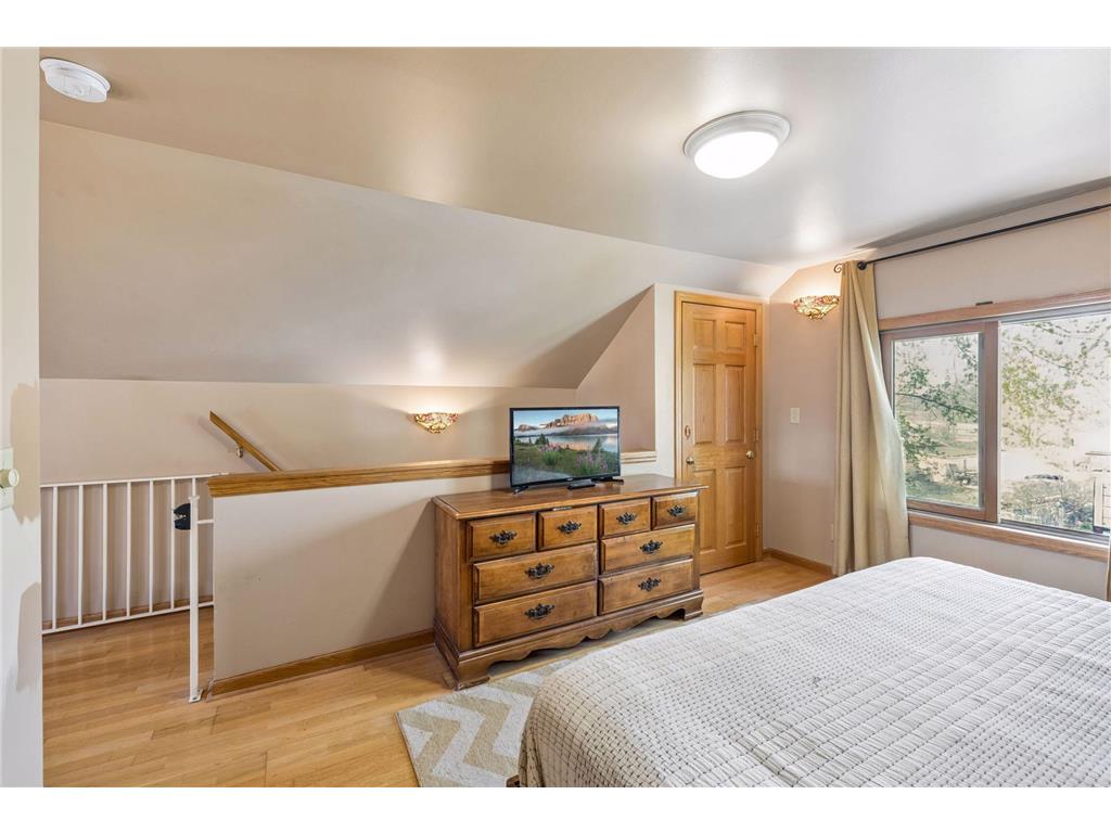 203 John Avenue N Cologne MN 55322 7072420 image17