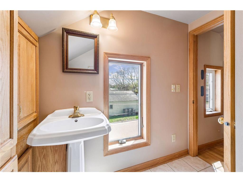 203 John Avenue N Cologne MN 55322 7072420 image21