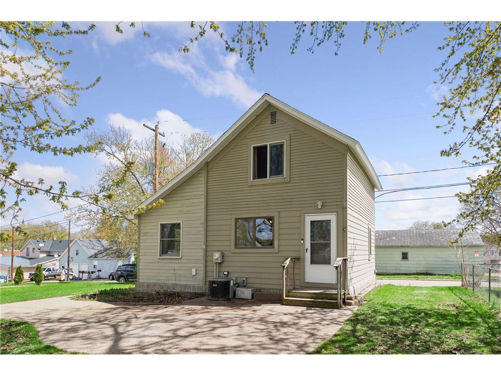 203 John Avenue N Cologne MN 55322 7072420 image37
