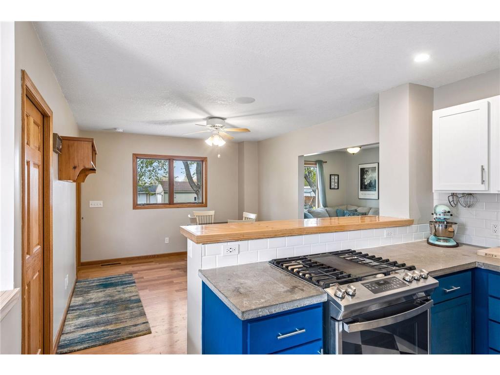 203 John Avenue N Cologne MN 55322 7072420 image6