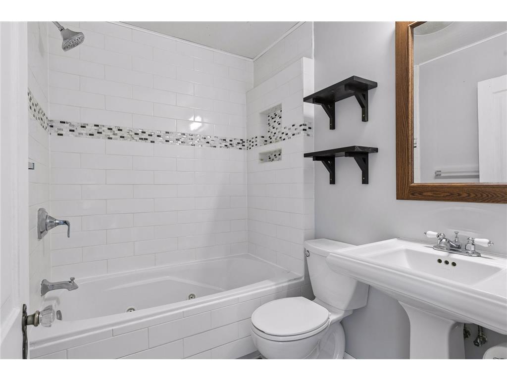 203 Lewis Street River Falls WI 54022 7083008 image33