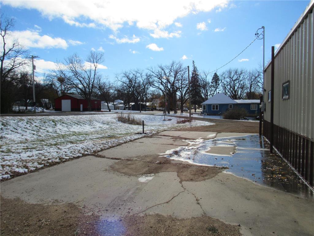 203 N Highway 169 Elmore MN 56027 6815860 image6