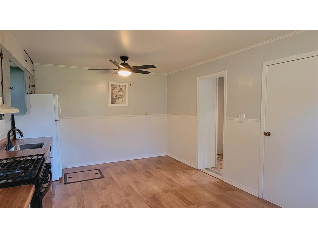 203 N Monroe Street Minneota MN 56264 7068009 image9