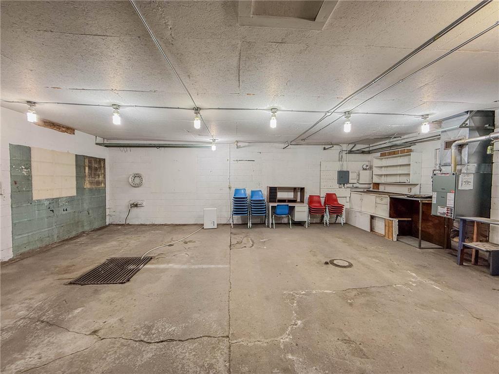 203 Park Avenue E Renville MN 56284 7045097 image21