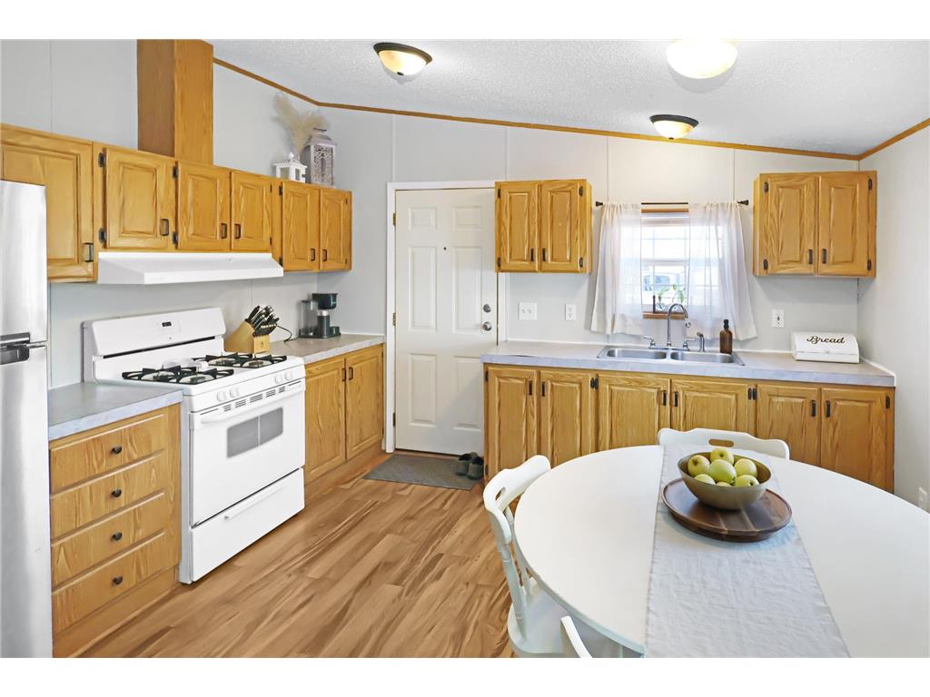 203 Pawnee Street NW Princeton MN 55371 7002224 image5