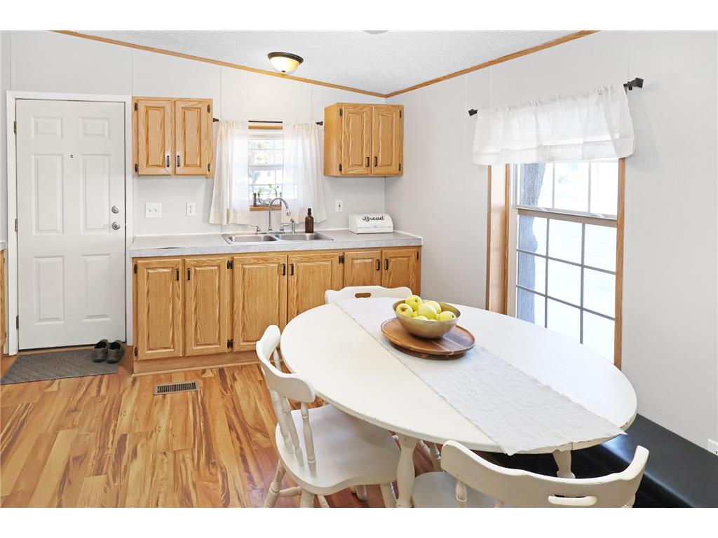 203 Pawnee Street NW Princeton MN 55371 7002224 image6
