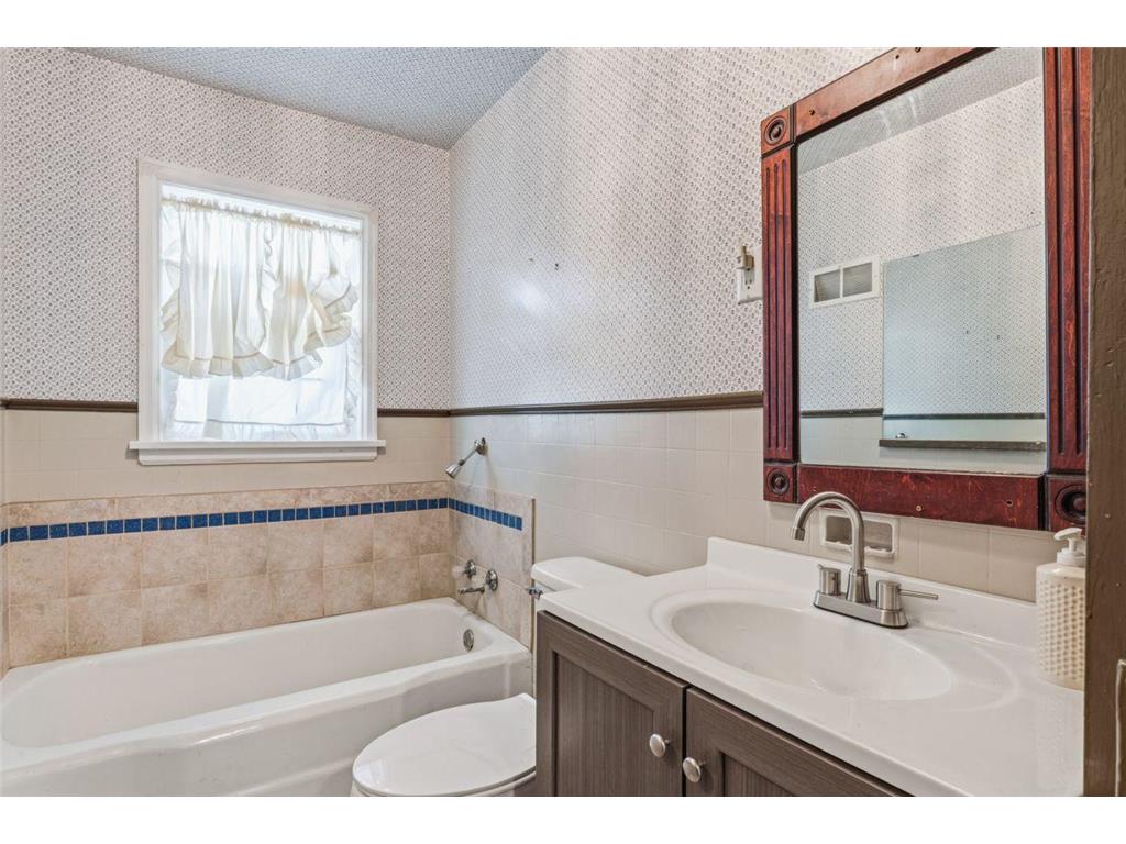 203 W Main Street Blooming Prairie MN 55917 7033694 image23