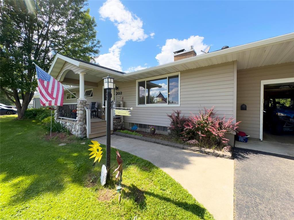 203 Wyandotte Road Hoyt Lakes MN 55750 6565710 image1