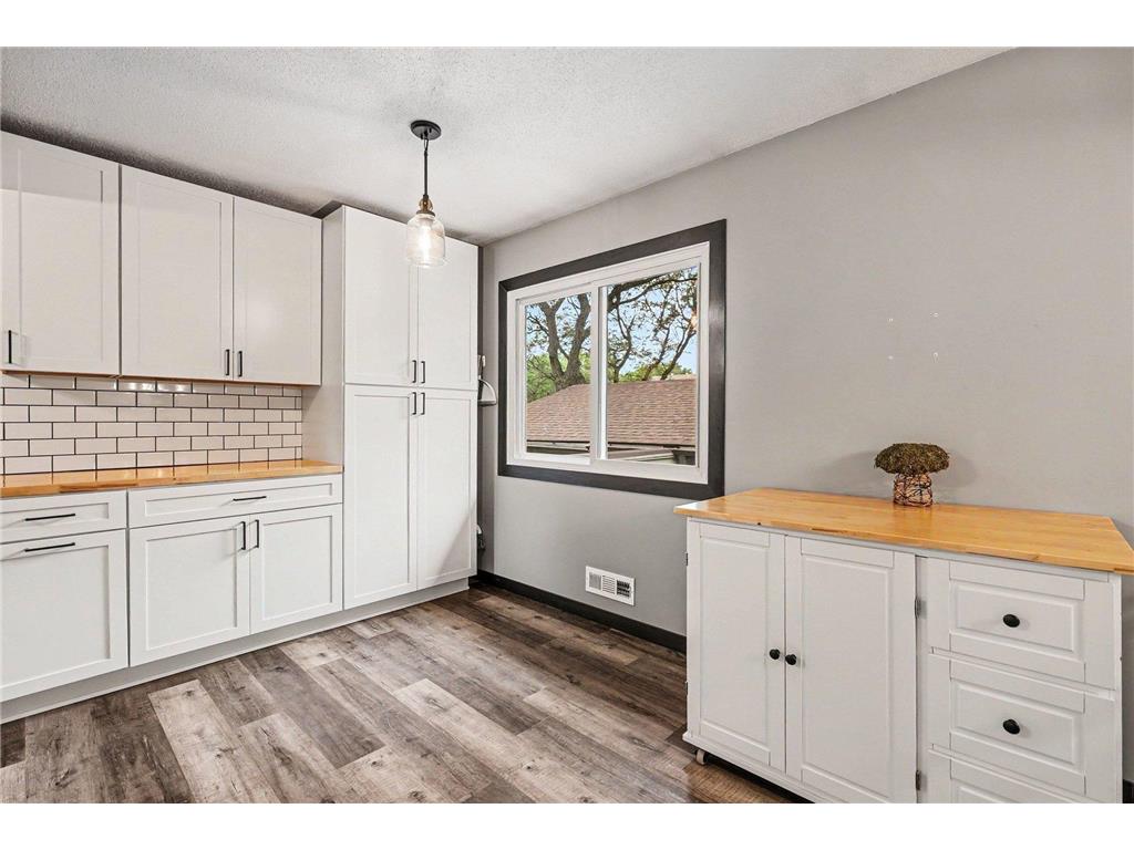 2030 103rd Avenue NW Coon Rapids MN 55433 7099207 image11
