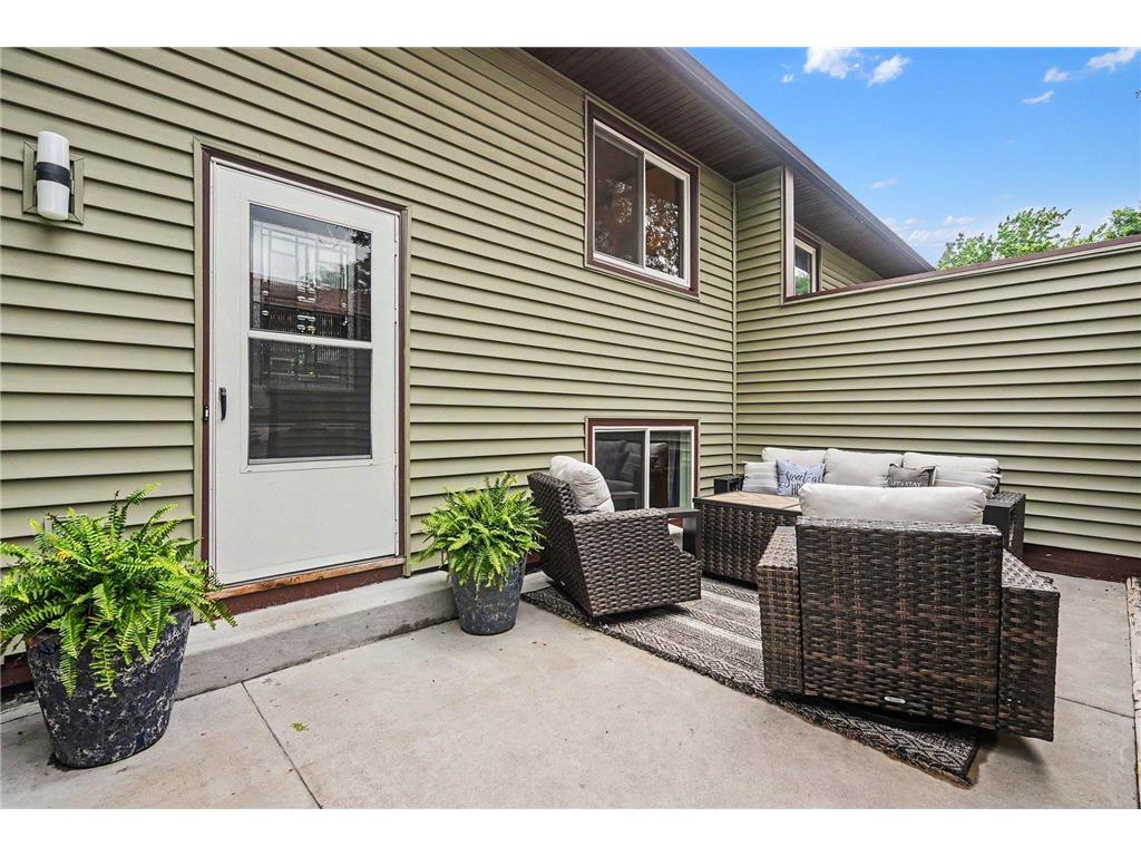 2030 103rd Avenue NW Coon Rapids MN 55433 7099207 image2