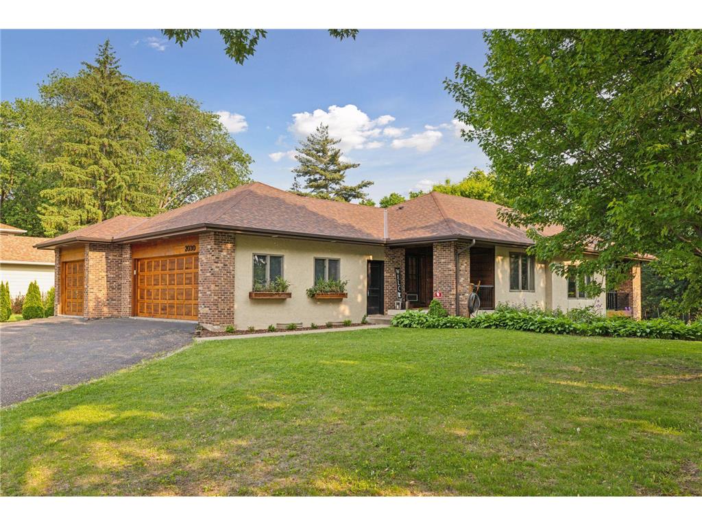 2030 County Road B W Roseville MN 55113 6732871 image1