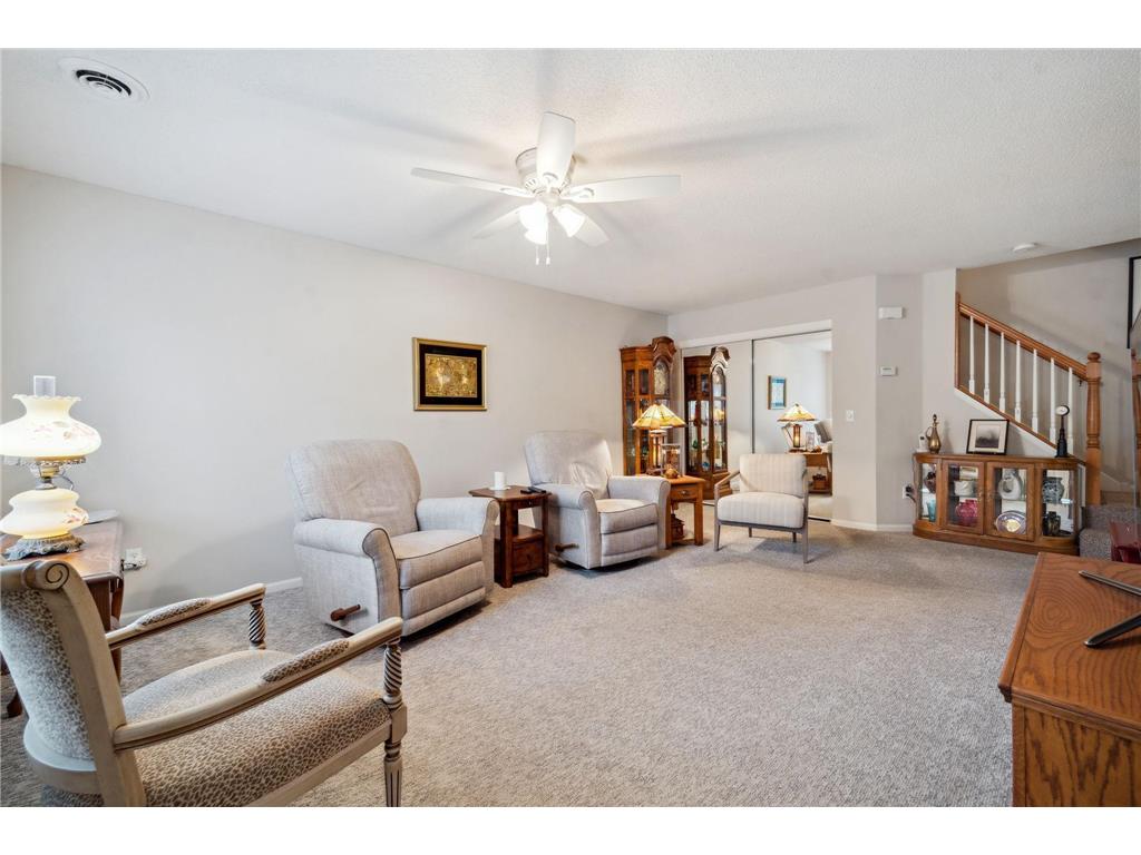 2030 Gresham Avenue N Oakdale MN 55128 6432873 image1