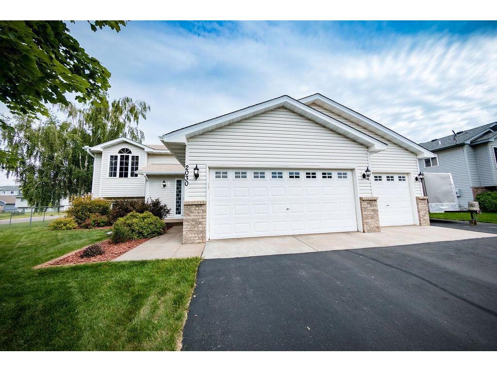 2030 Joes Lake Road SE Cambridge MN 55008 6728660 image1