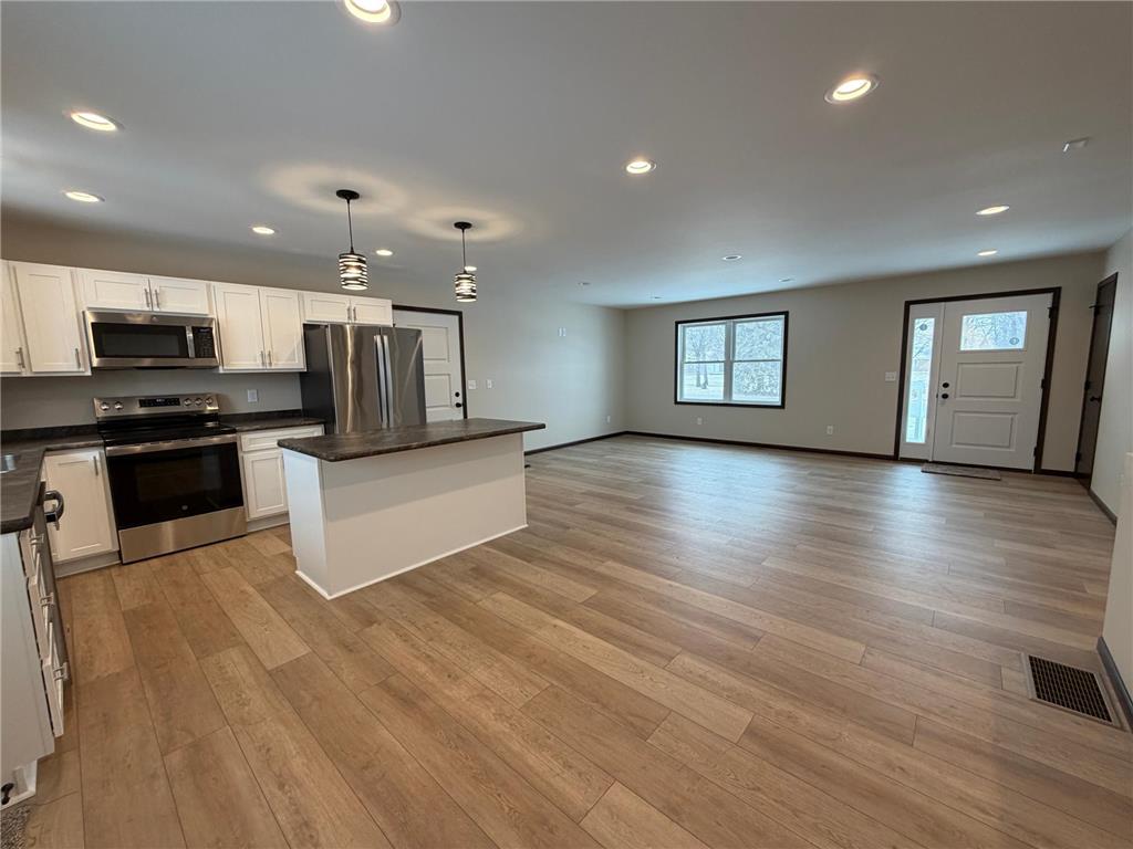 2030 Nelson Drive Thief River Falls MN 56701 7049838 image4