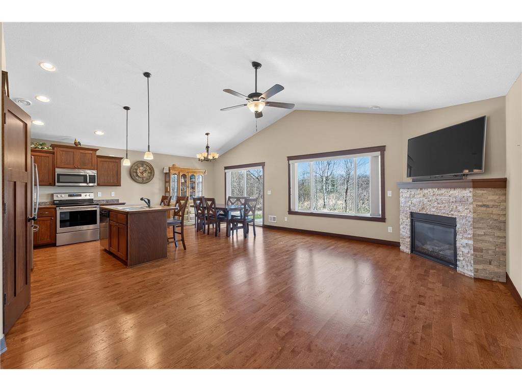 20303 Granada Avenue N Forest Lake MN 55025 7077110 image3