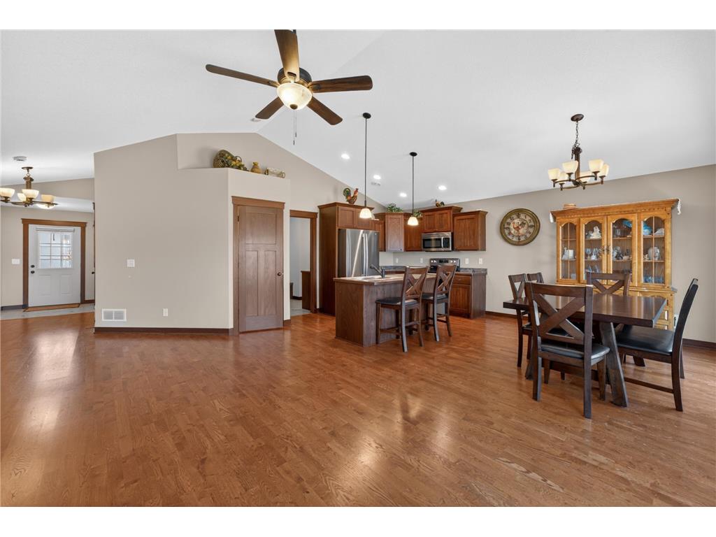 20303 Granada Avenue N Forest Lake MN 55025 7077110 image5