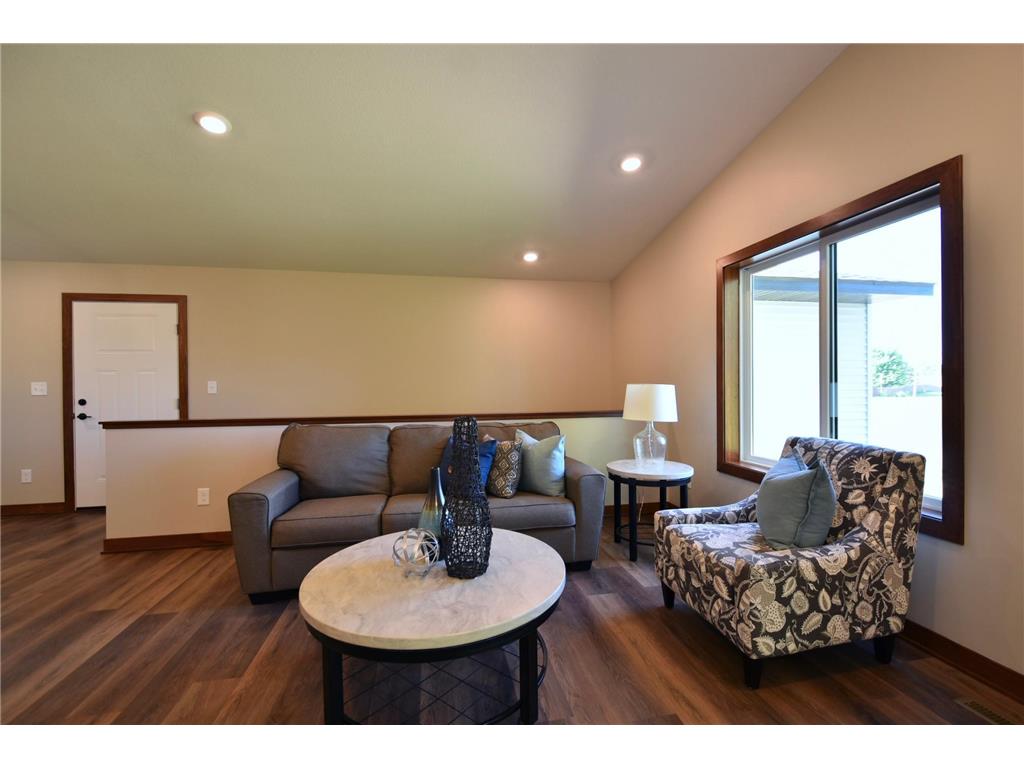 2031 20th Street E Zumbrota MN 55992 7004563 image20