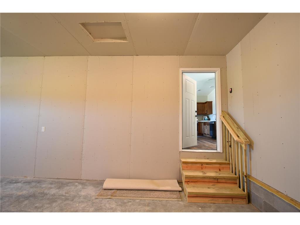 2031 20th Street E Zumbrota MN 55992 7004563 image26