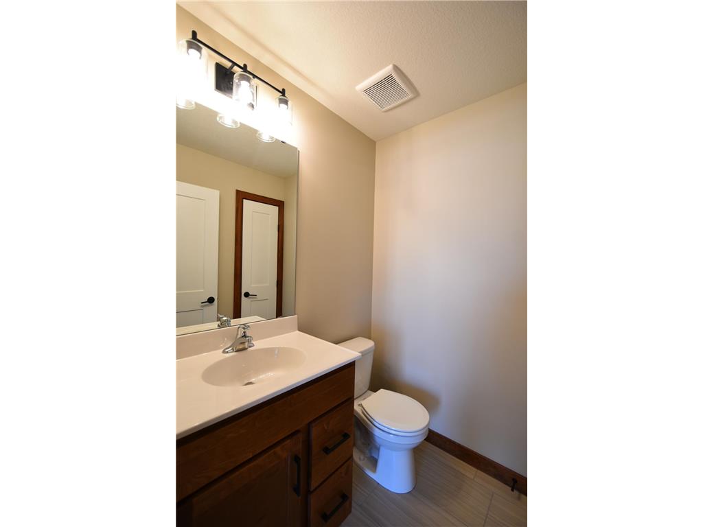 2031 20th Street E Zumbrota MN 55992 7004563 image9