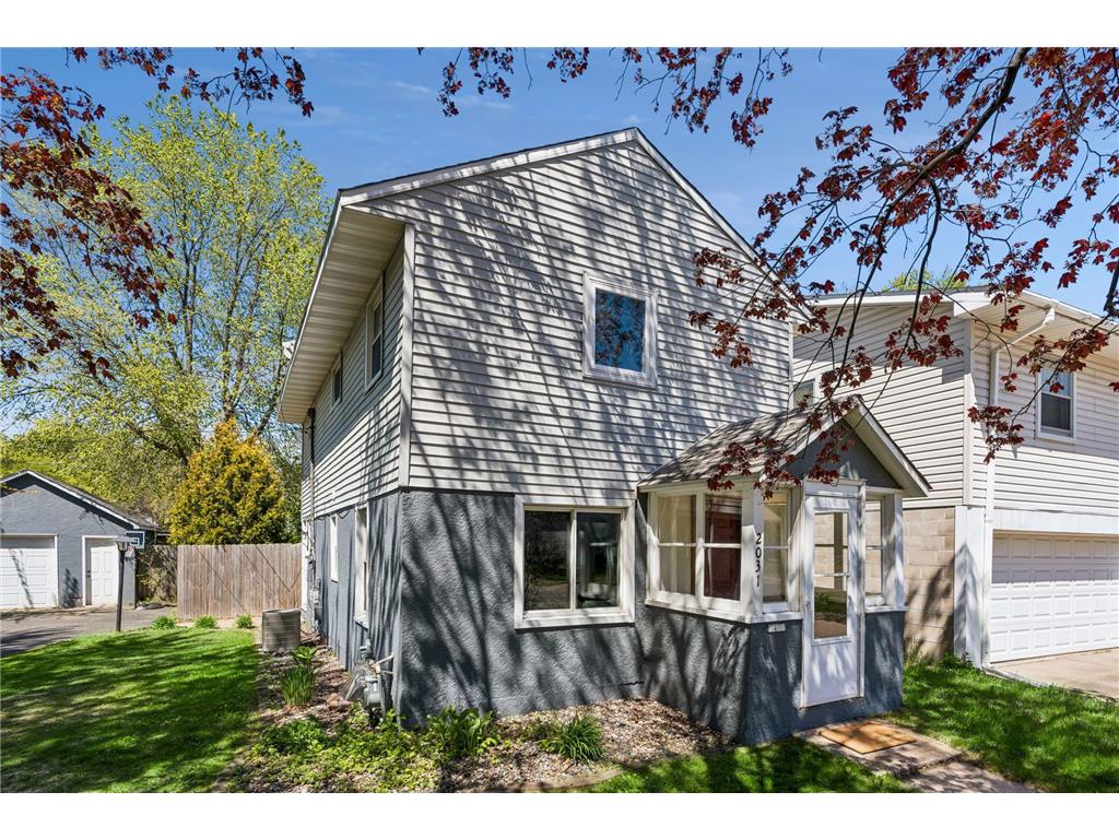 2031 Nortonia Avenue Saint Paul MN 55119 7067240 image3