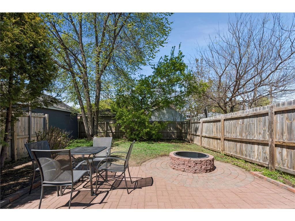 2031 Nortonia Avenue Saint Paul MN 55119 7067240 image32