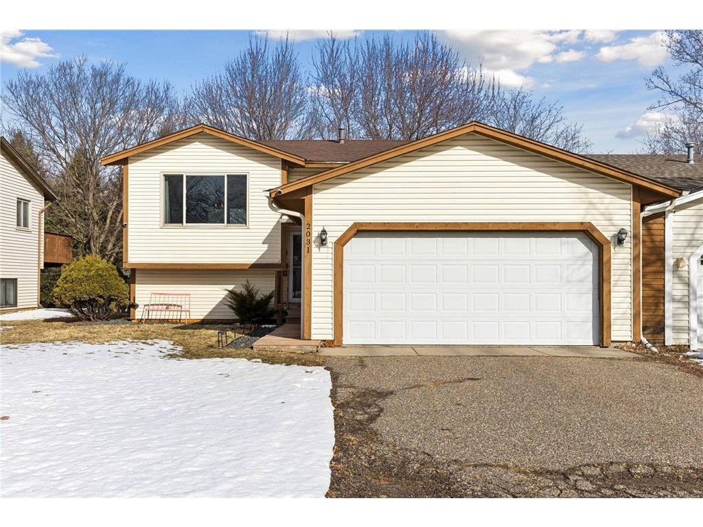 2031 Pin Oak Drive Eagan MN 55122 7027506 image1