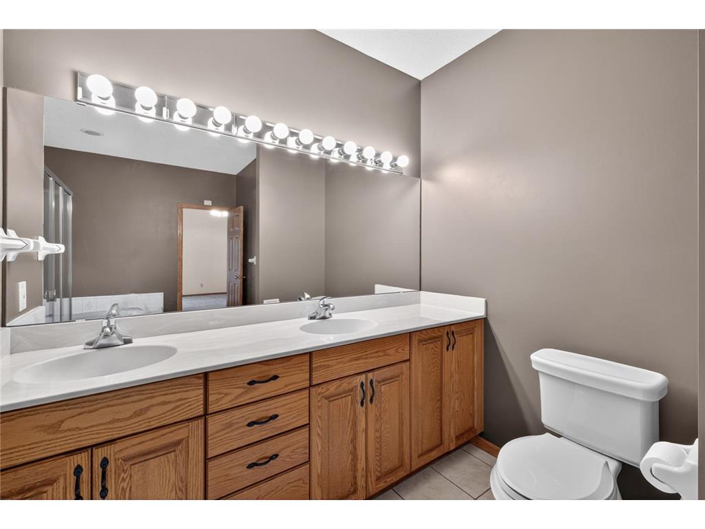 2032 Fox Valley Drive SW Rochester MN 55902 7031372 image20